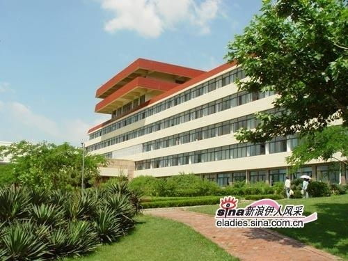 青岛大学国际学院的相关长尾关键词有哪些